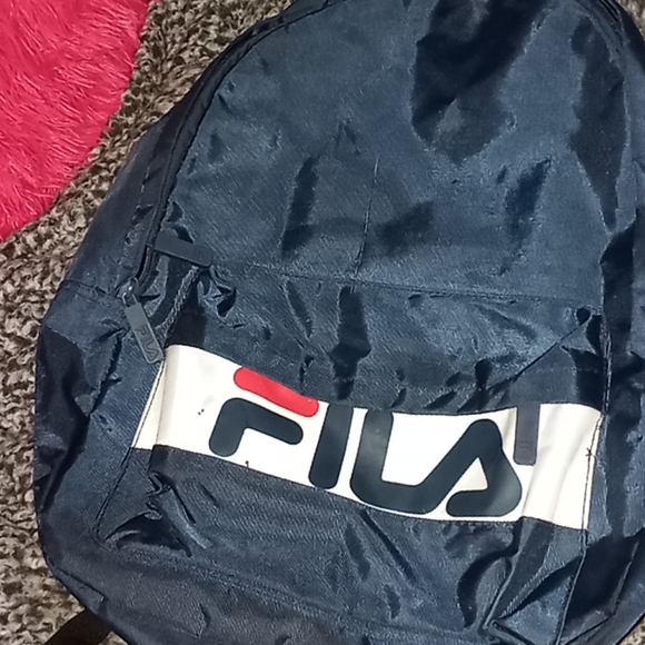Fila 🎒 - Picture 2 of 2